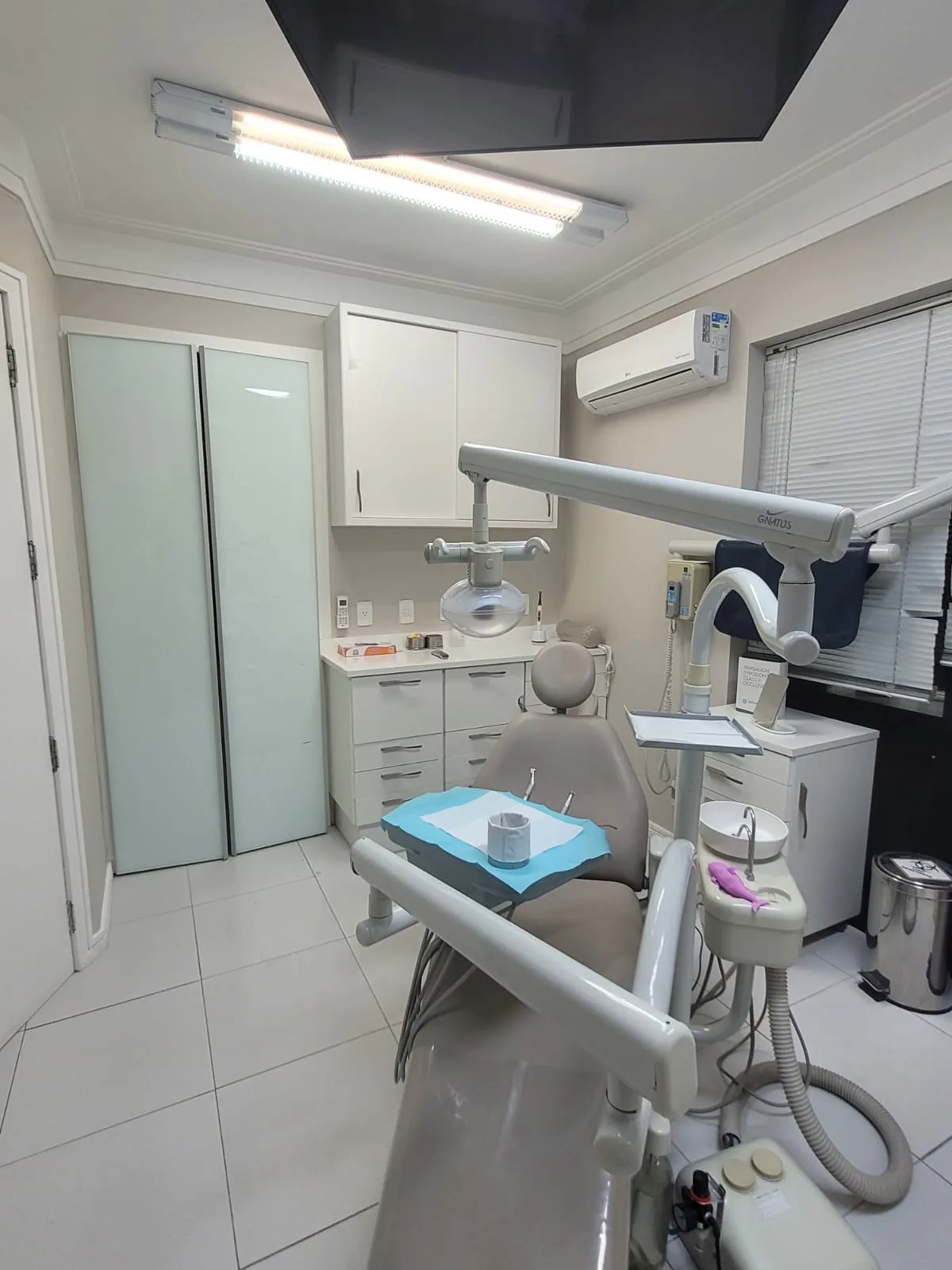 Consultório odontológico equipado em Florianópolis